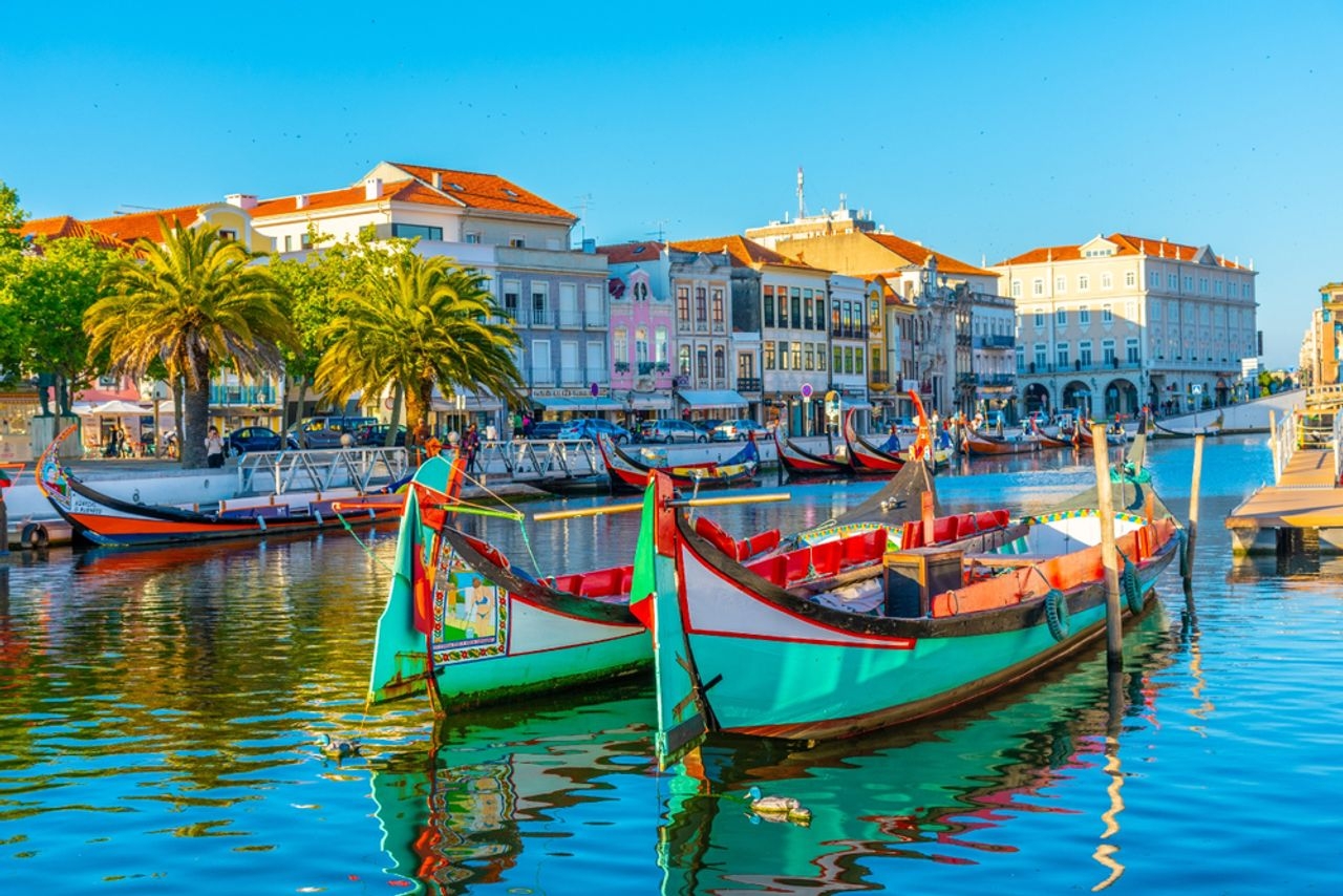 Shore excursion image of Aveiro Canal Cruise & Town Walk